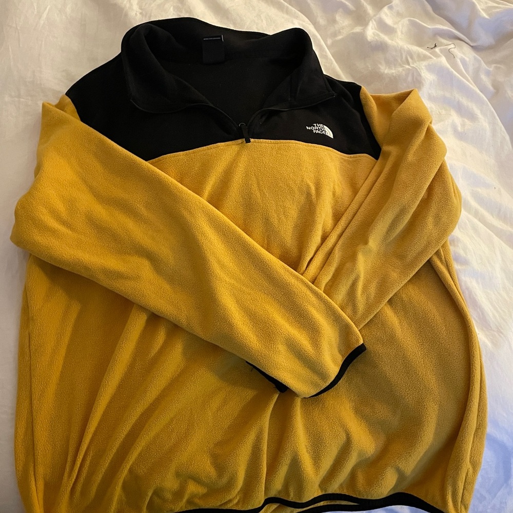 Men’s Northface pullover 2XL